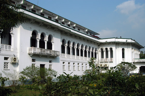 Southern arcade of the High Court of Bangladesh