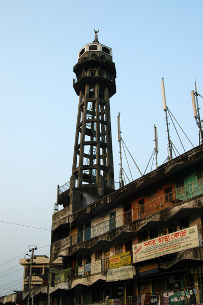 Unique minaret with the charm of a water tower