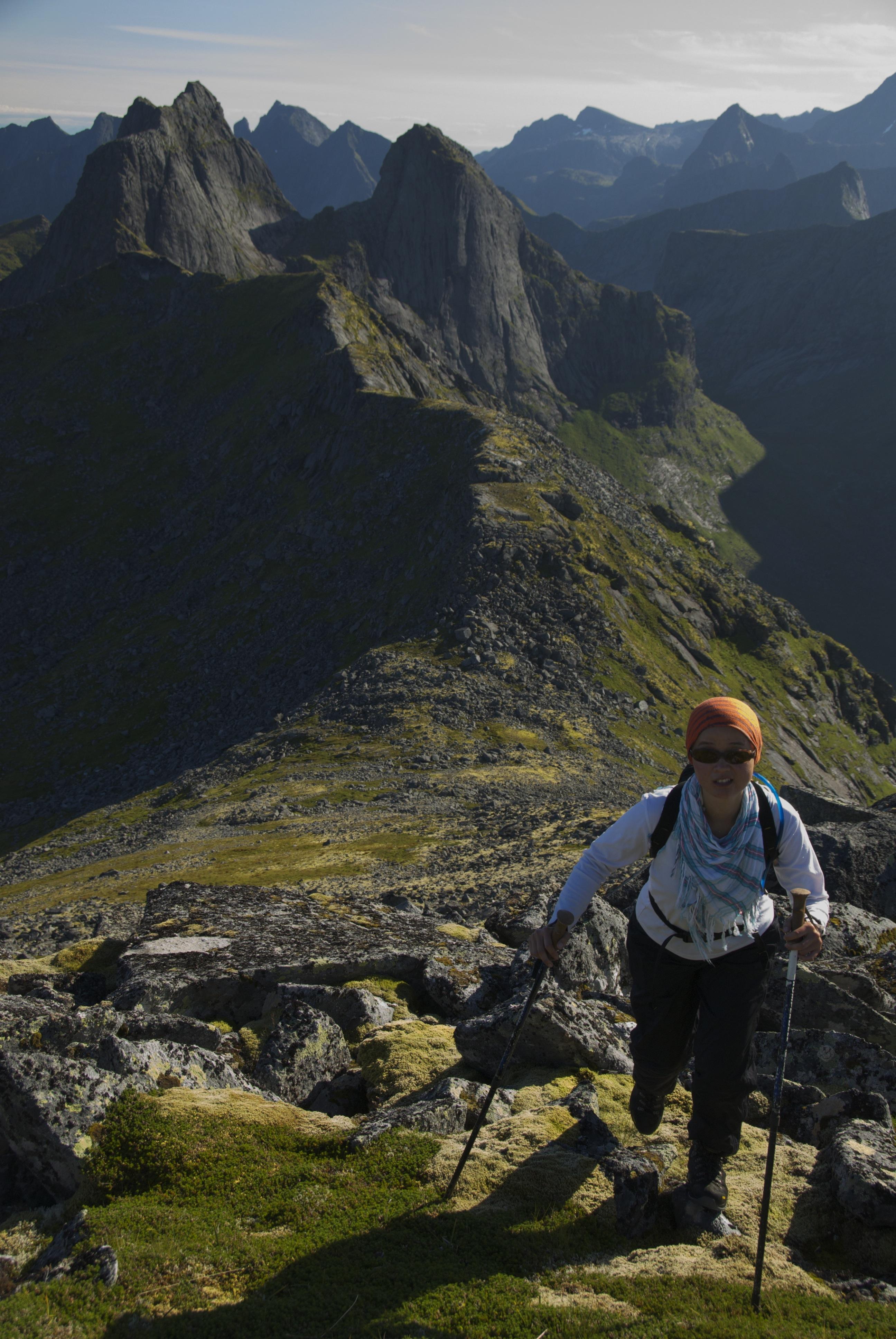 Going up the South ridge fo Branntuva