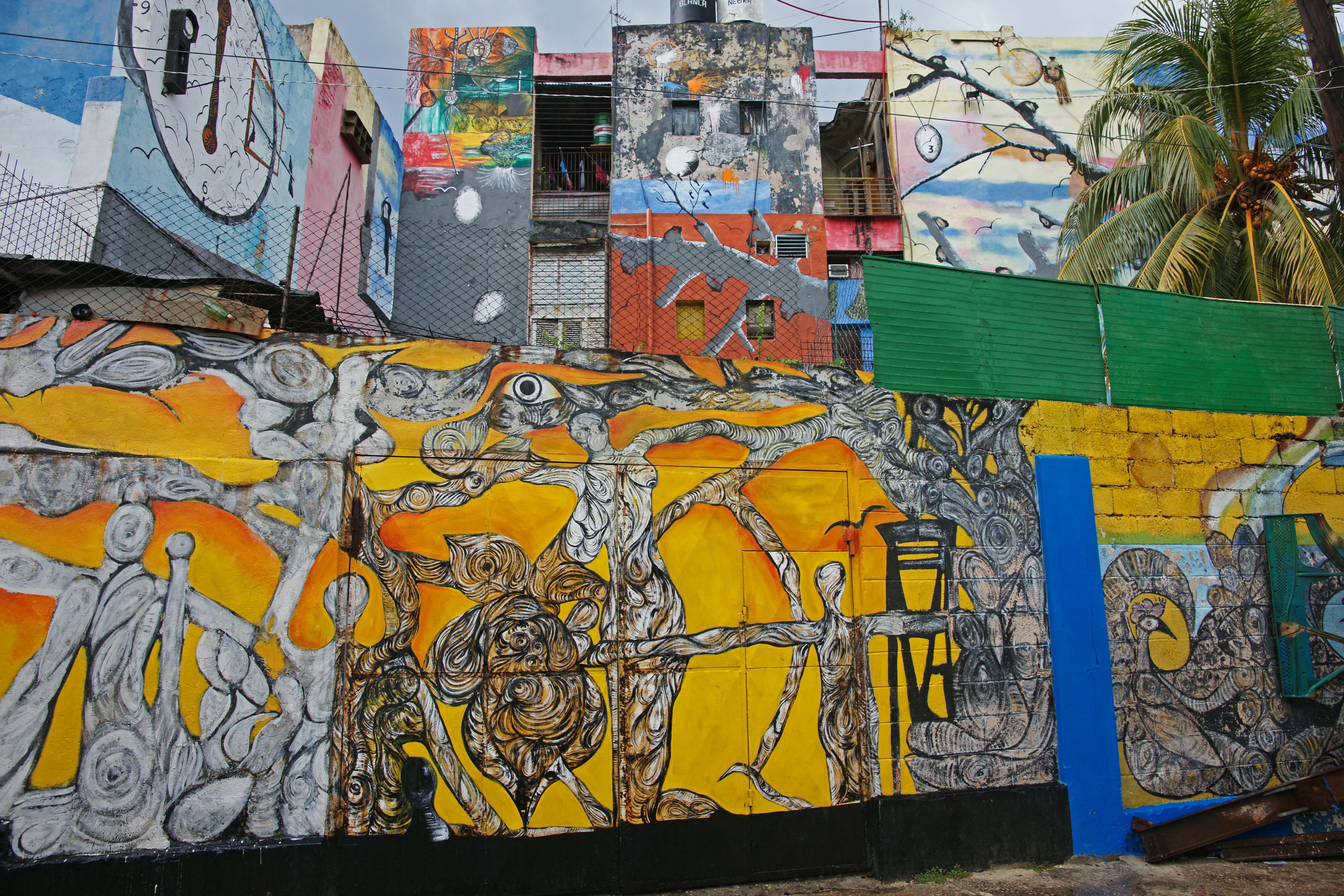 Painted Murals Callejon de Hammel.jpg