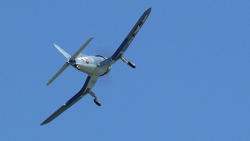 F4U Corsair - Big Hog <!-- P1050697_model_web.jpg -->