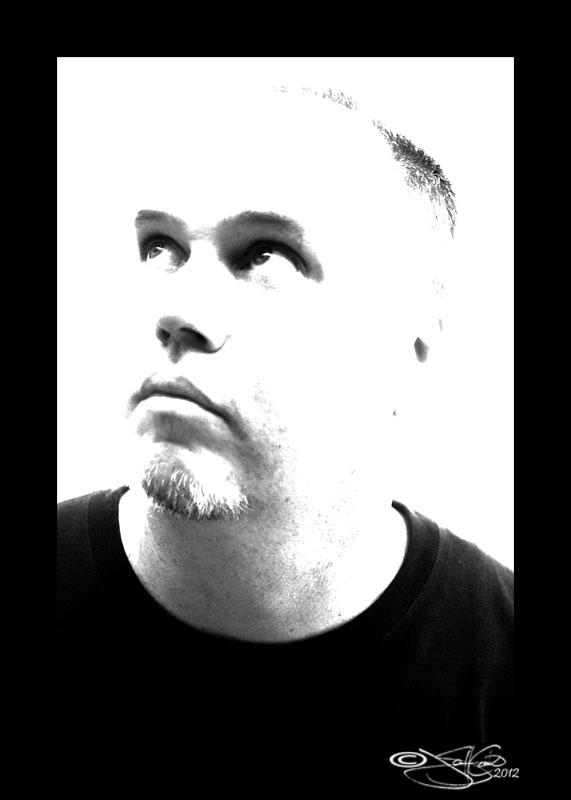 195:366<br>Hollow Me