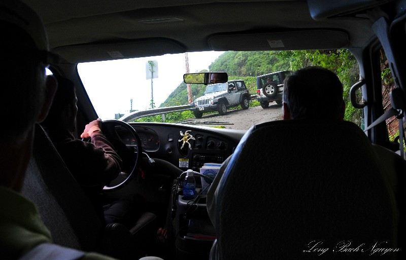 Waipio steep and narrow road