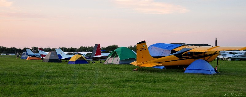 tents and planes