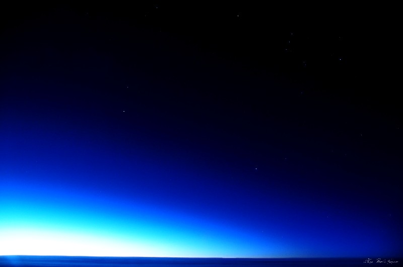 start of sunrise at 39000 feet