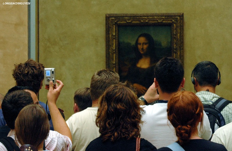 Famous and tourists