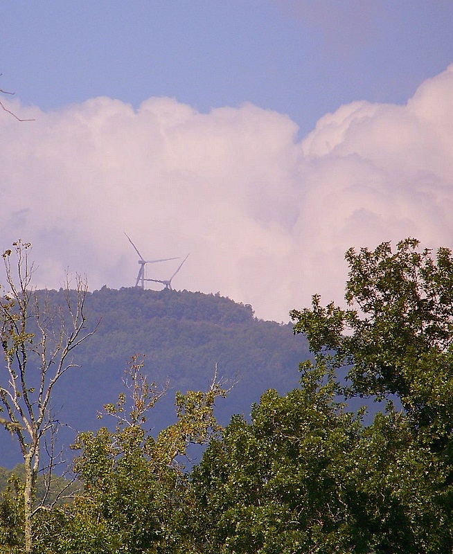 Windmills on the Cumberland Mountains