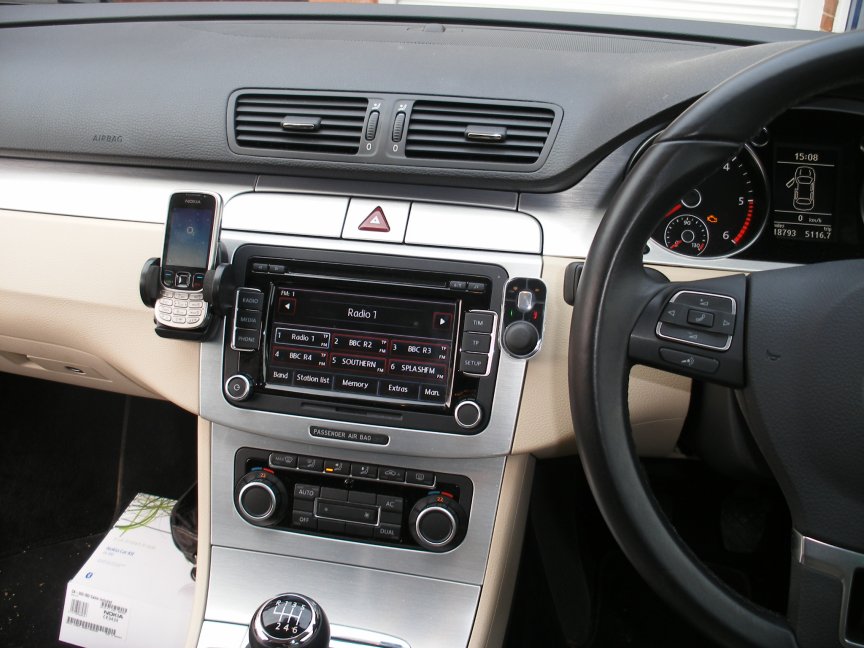 VW PASSAT CC GT NOKIA CK300.jpg