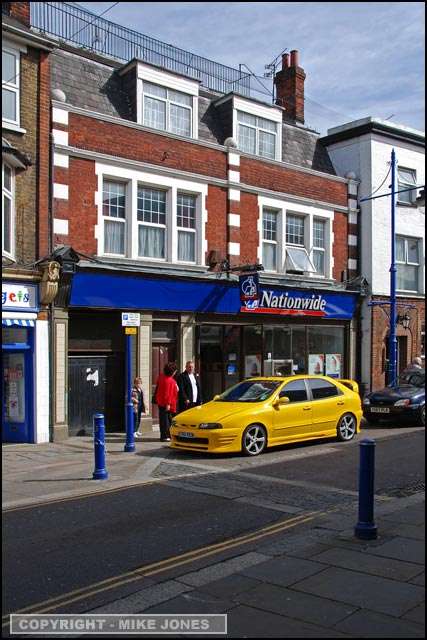 Shrubsoles Shop High St now