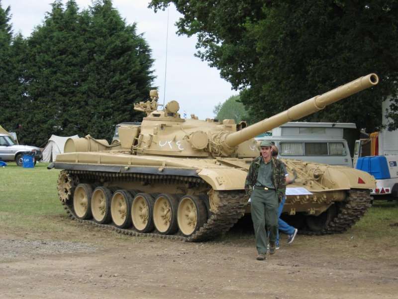 Iraqi Tank. (406)