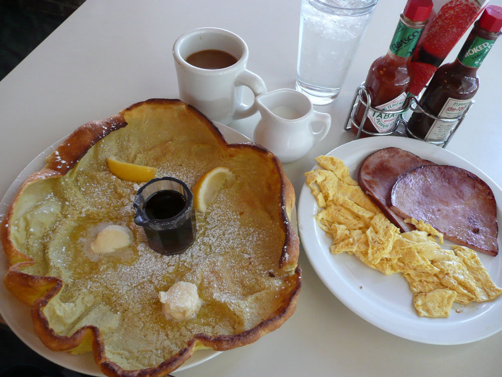 Breakfast with giant German pancakes at Elmers