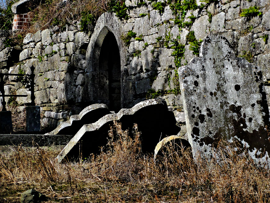 Church/ Gravestones