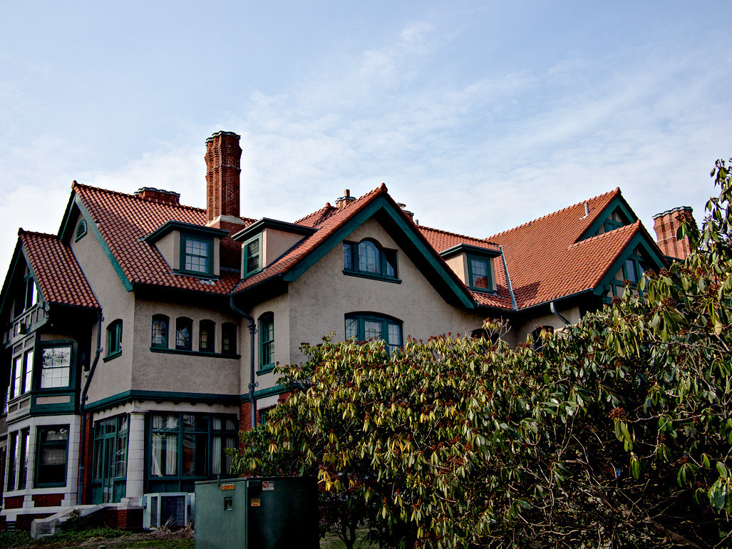 39 Woodland St.