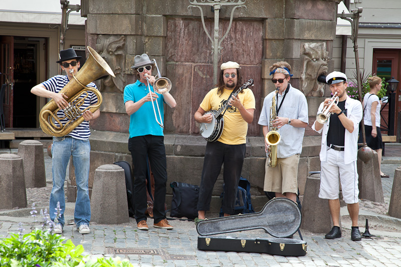 Street performers