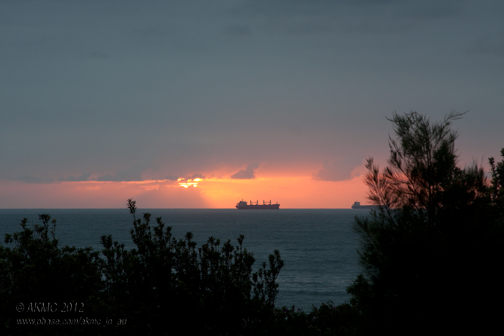 20121230_27074 Running Out Of Sunrises (Sun 30 Dec)