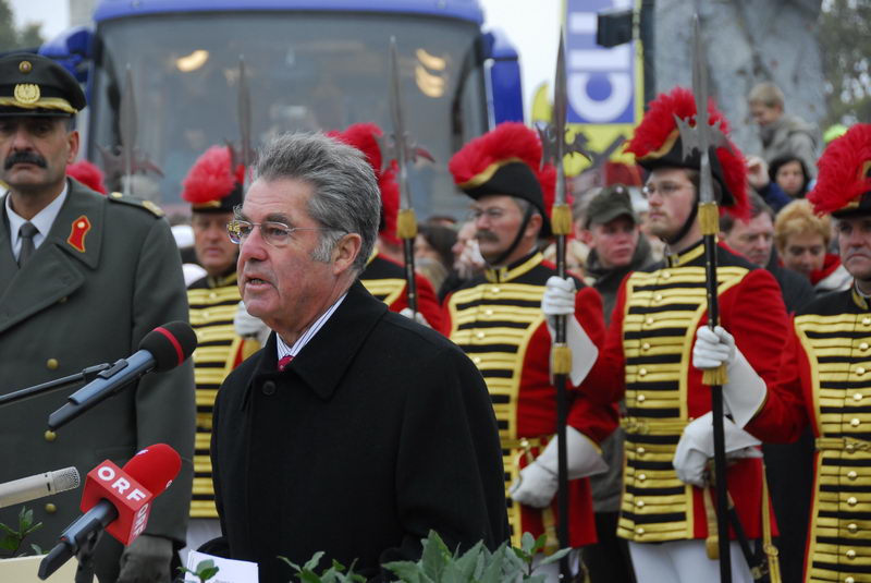 Dr. Heinz Fischer