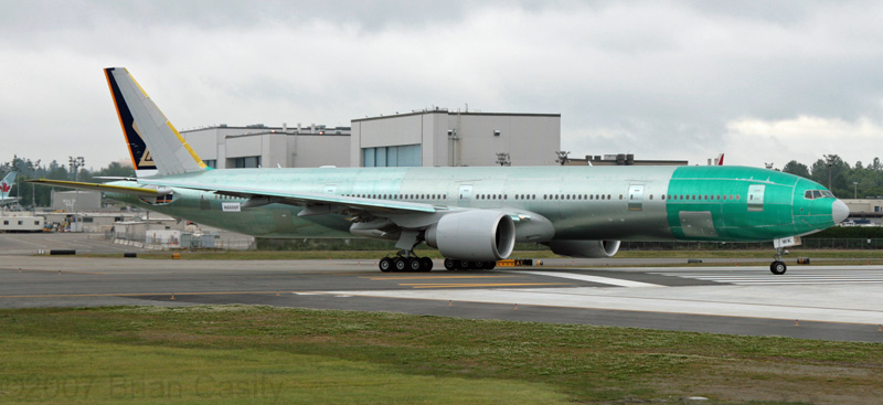 Singapore Airlines 9V-SWK (N6009F)