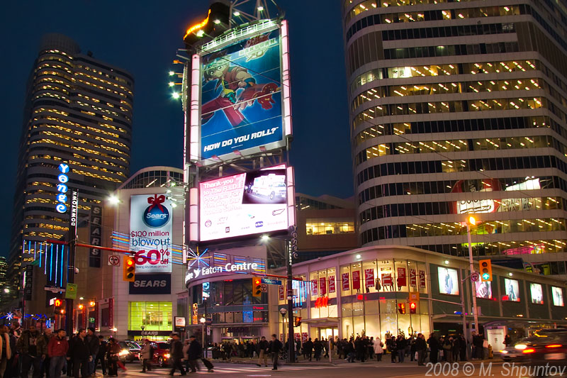 Dundas Square, Toronto, Christmas