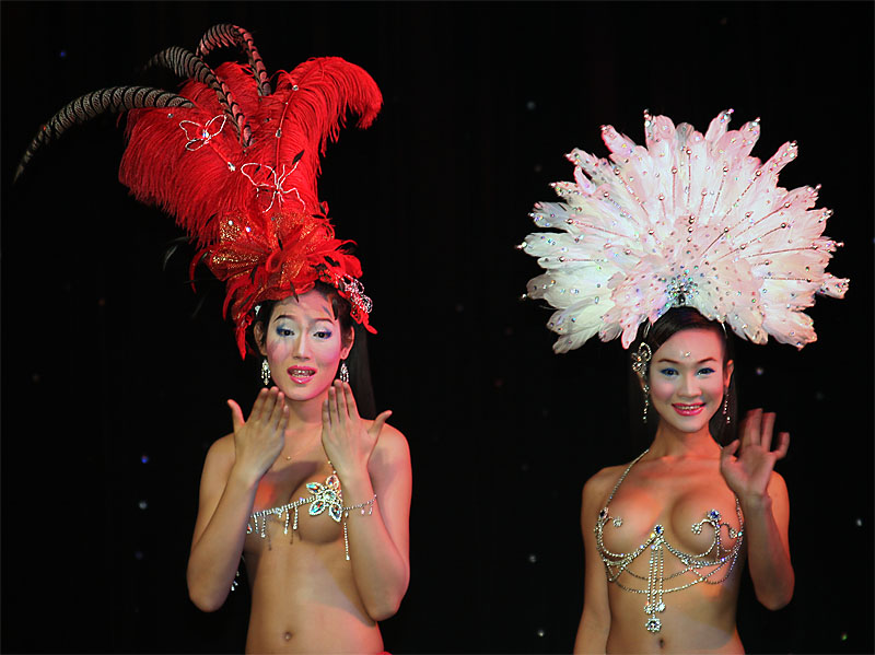 The Ladyboys of Bangkok (Sep 05)