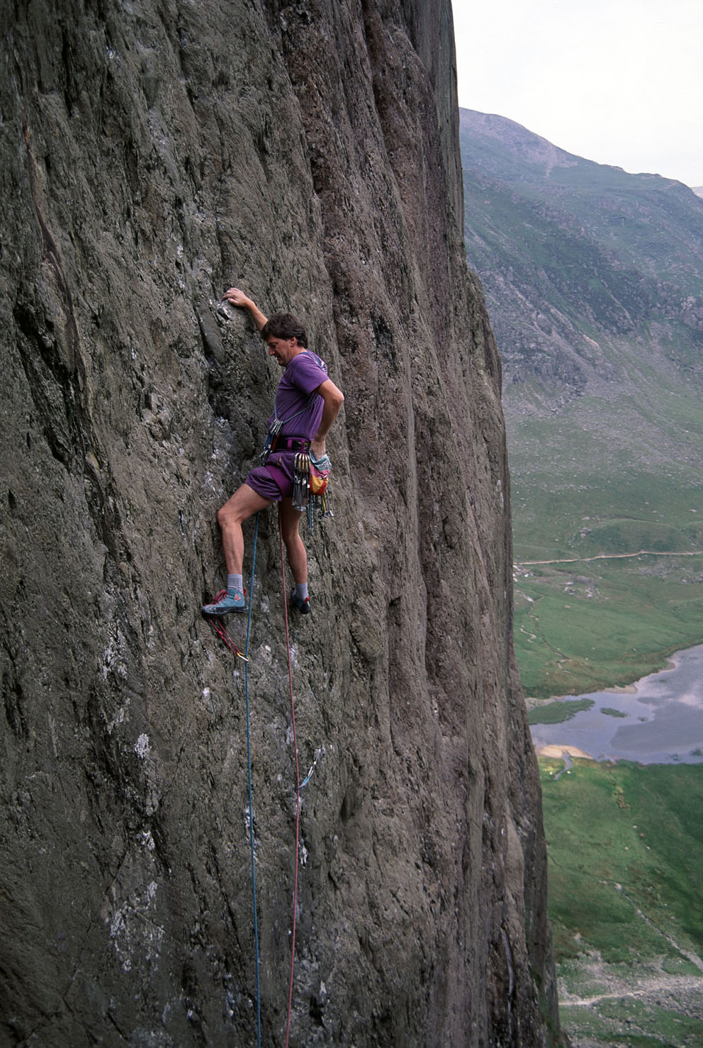 Suicide Wall, Cwm idwal