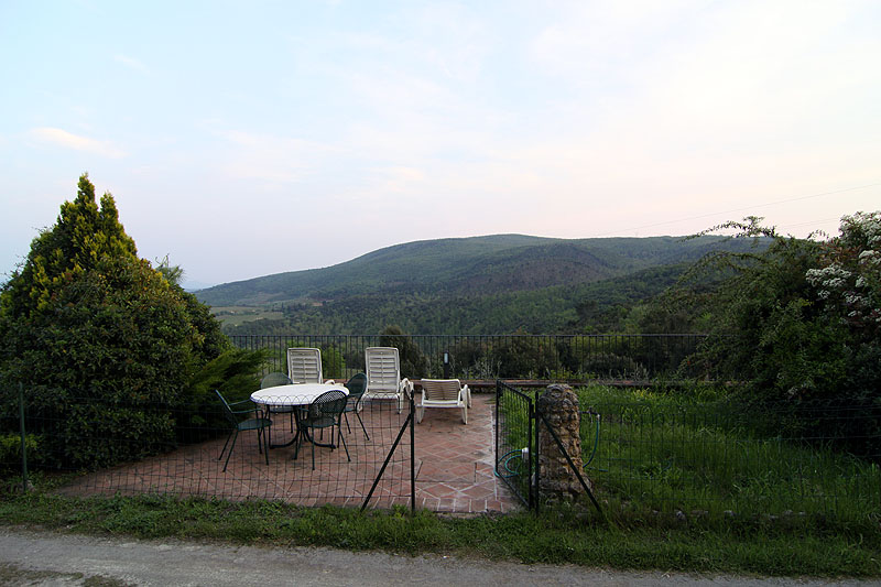 Tombe Etrusche (an unfortunate name for our farmhouse of two nights) - San Gimignano