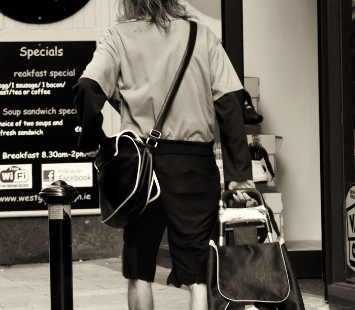 headless shopper .jpg