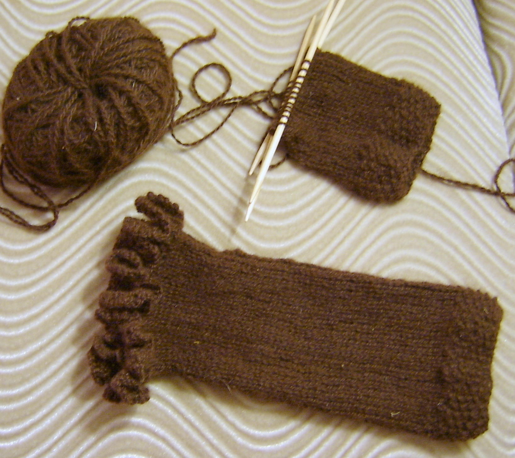 Alpaca Fingerless Glove Progress