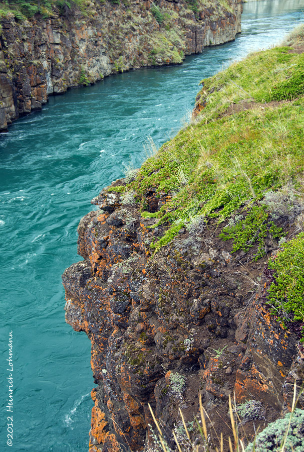 K5G4720-Miles Canyon.jpg