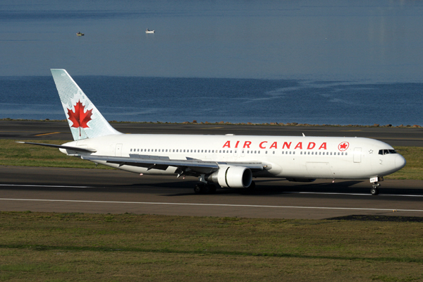 AIR CANADA BOEING 767 300 SYD RF IMG_4916.jpg