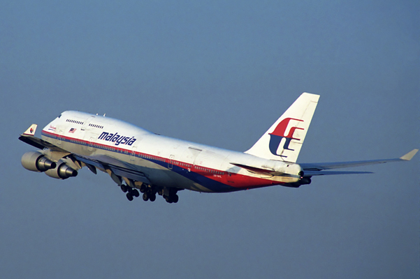 MALAYSIA BOEING 747 400 JNB RF 1567 27.jpg