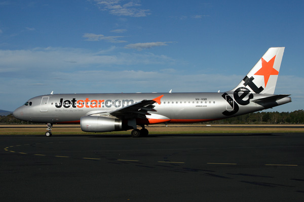 JETSTAR AIRBUS A320 HBA RF IMG_9298.jpg