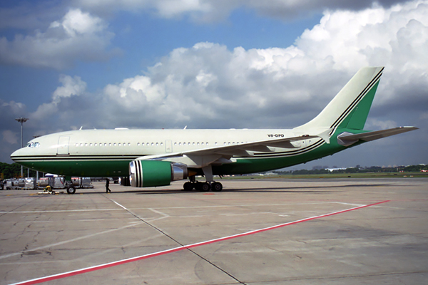 AIRBUS A310 300 SIN RF 1140 8.jpg
