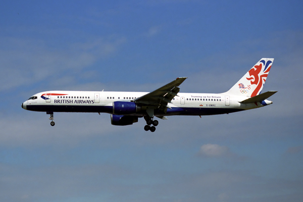 BRITISH AIRWAYS BOEING 757 200 LHR RF 1289 36.jpg