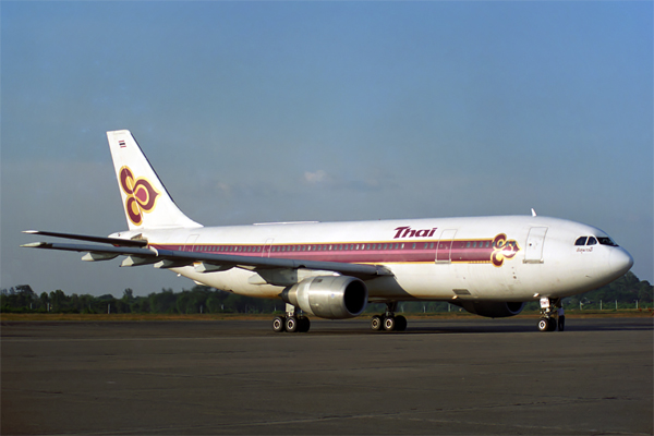 THAI AIRBUS A300 RGN RF 855 32.jpg