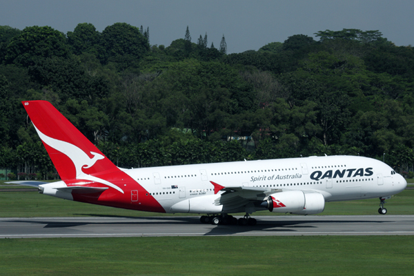 QANTAS AIRBUS A380 SIN RF IMG_5097.jpg