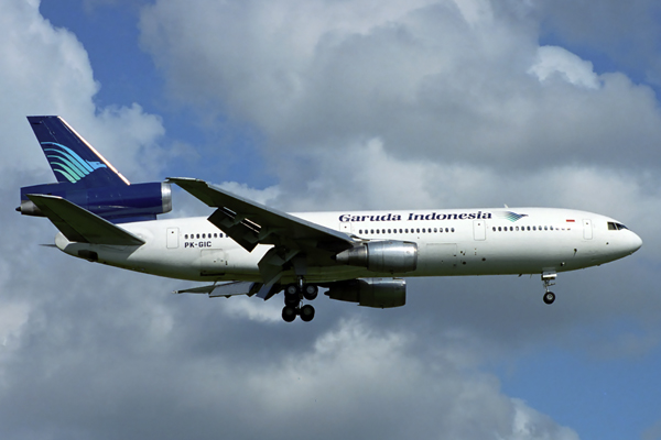 GARUDA INDONESIA DC10 MEL RF 1335 14.jpg