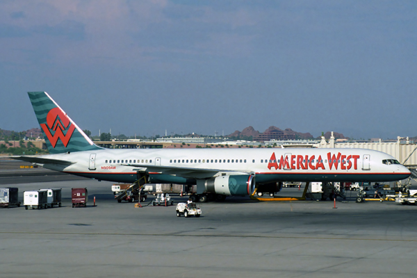 AMERICA WEST BOEING 757 200 PHX RF 1277 18.jpg