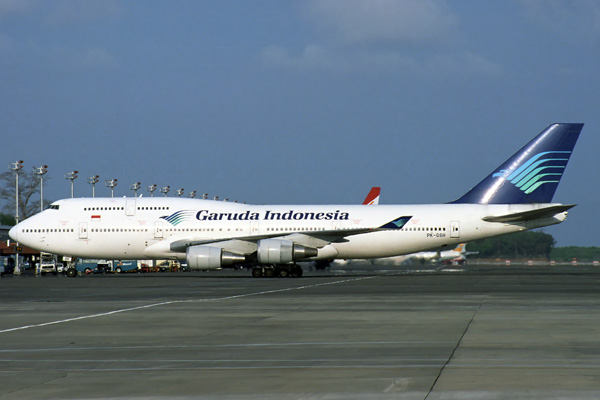 GARUDA INDONESIA BOEING 747 400 DPS RF 1315 19.jpg