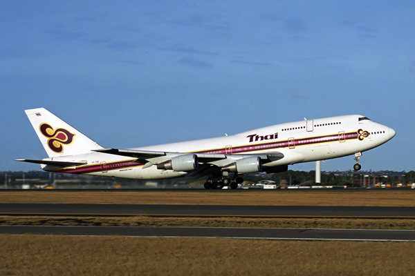 THAI BOEING 747 300 SYD RF 1681 21.jpg