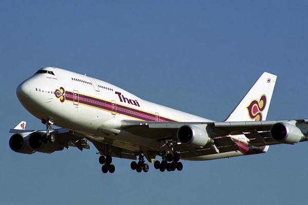 THAI BOEING 747 400 SYD RF 1624 6.jpg