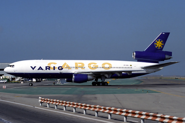 VARIG CARGO DC10 30F LAX RF 1281 22.jpg