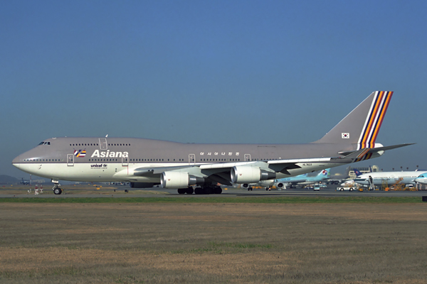 ASIANA BOEING 747 400M GMP RF 1438 11.jpg