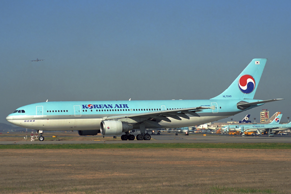 KOREAN AIR AIRBUS A300 600R GMP RF 1438 15.jpg