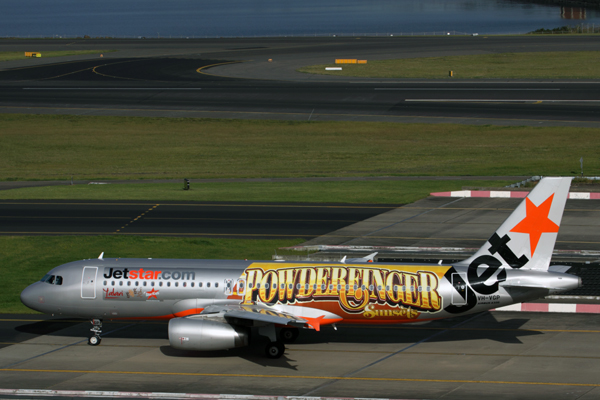 JETSTAR AIRBUS A320 SYD RF IMG_9780.jpg