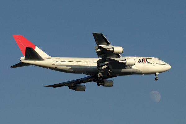 JAPAN AIRLINES BOEING 747 400D HND RF IMG_5634.jpg