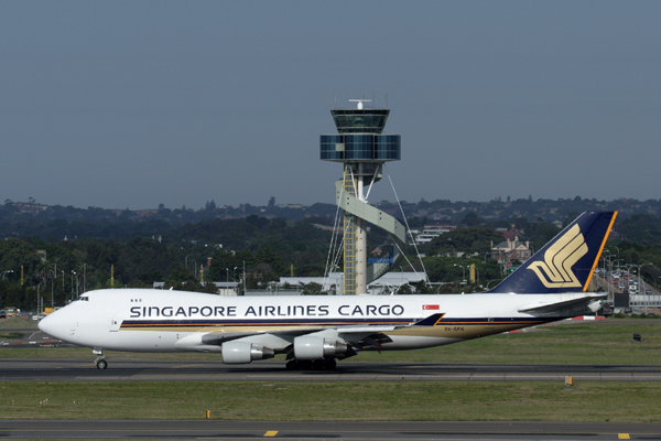 SINGAPORE AIRLINES CARGO BOEING 747 400F SYD RF IMG_4802.jpg
