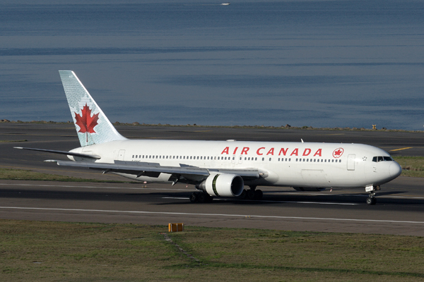 AIR CANADA BOEING 767 300 SYD RF IMG_4915.jpg