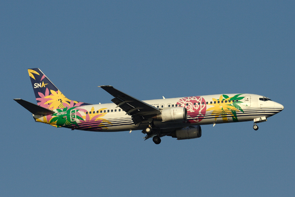 SKY NET ASIA AIRWAYS BOEING 737 400 HND RF IMG_5678.jpg