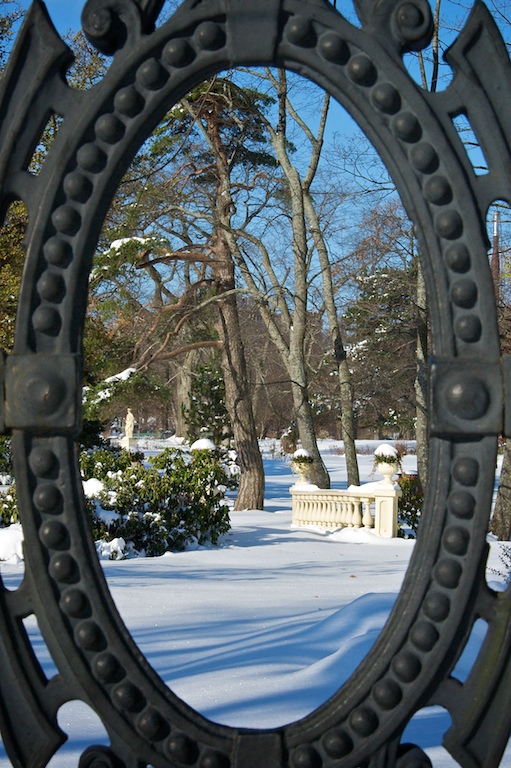 Gardens in Winter by georgefm