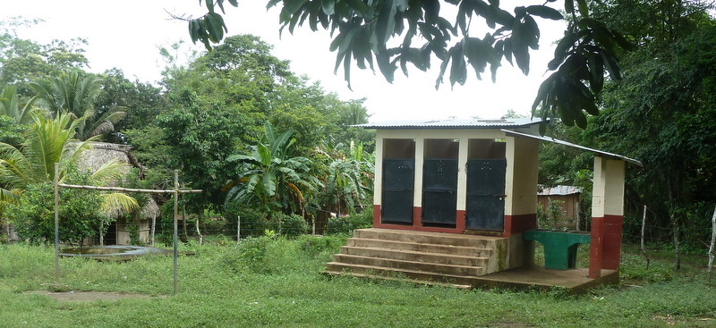 Les toilettes de l'cole